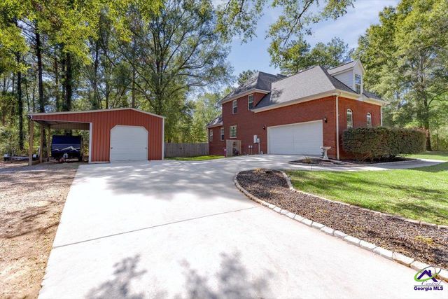 1499 Bonner Gilbert, Macon, GA 31220