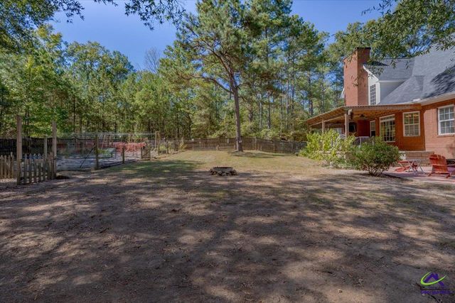 1499 Bonner Gilbert, Macon, GA 31220