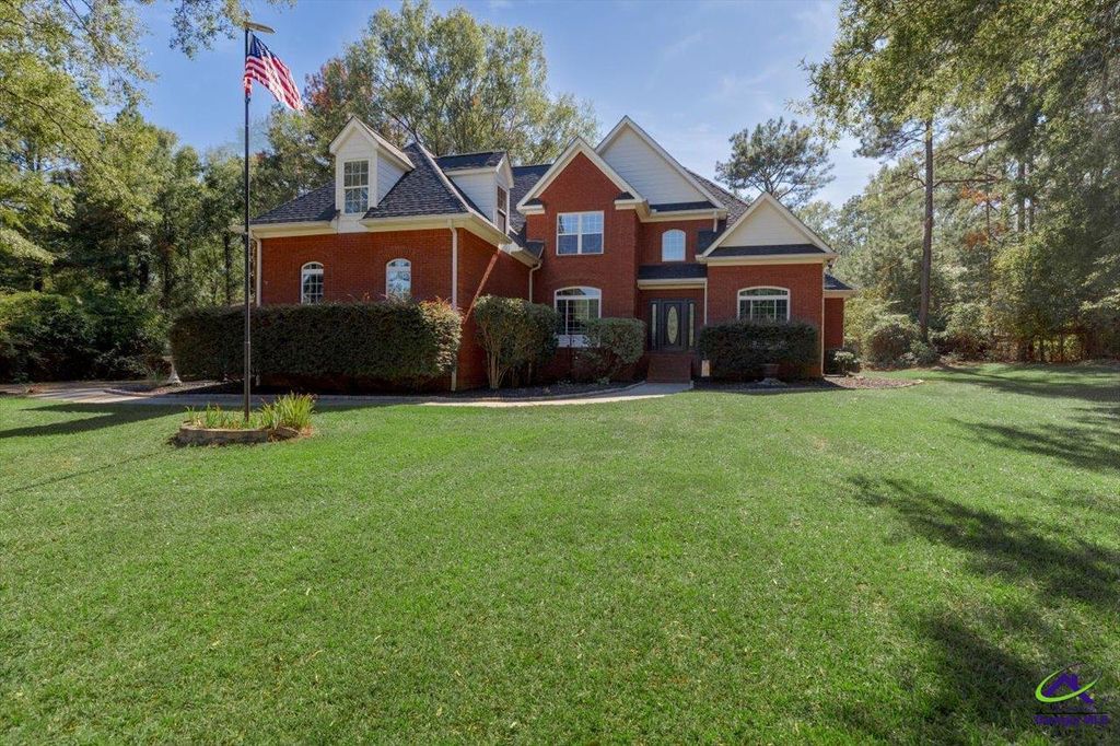 1499 Bonner Gilbert, Macon, GA 31220