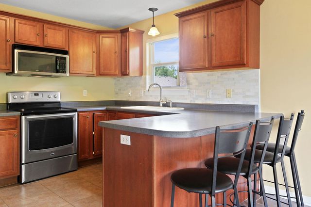 107 SNOW PEAK CT, Columbia, MO 65202