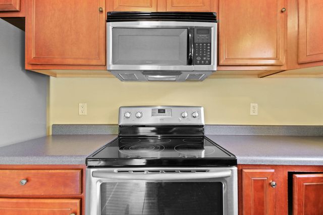 107 SNOW PEAK CT, Columbia, MO 65202