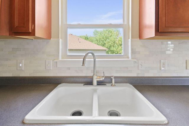 107 SNOW PEAK CT, Columbia, MO 65202