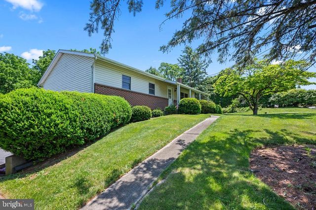 65 KLINES RD, Maxatawny, PA 19538