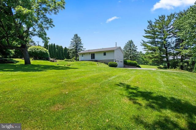 65 KLINES RD, Maxatawny, PA 19538