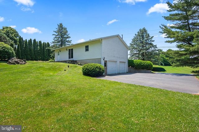 65 KLINES RD, Maxatawny, PA 19538
