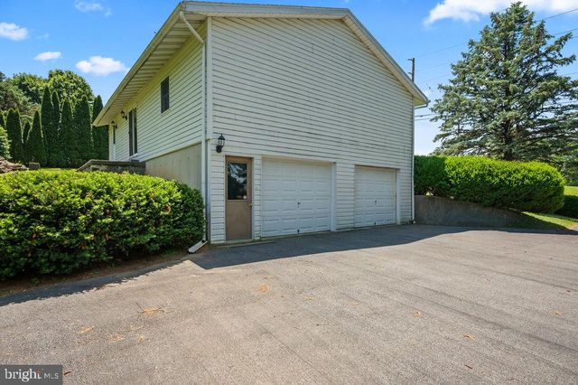 65 KLINES RD, Maxatawny, PA 19538