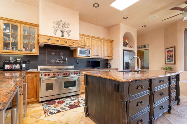 171 San Marcos Loop, Santa Fe, NM 87508