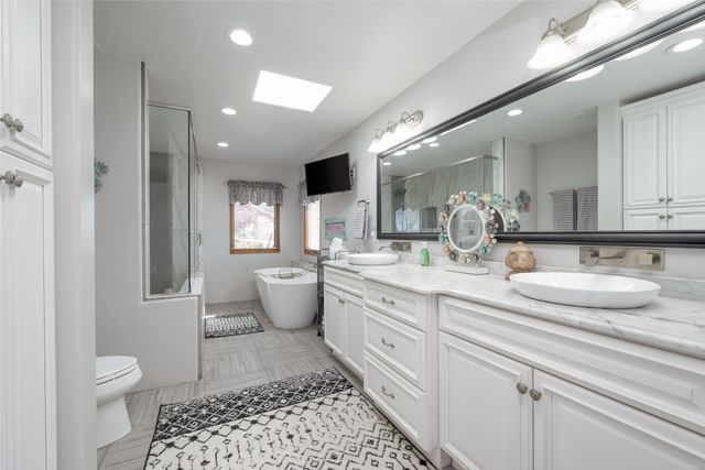 171 San Marcos Loop, Santa Fe, NM 87508