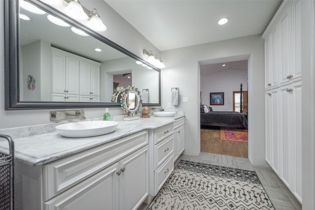 171 San Marcos Loop, Santa Fe, NM 87508