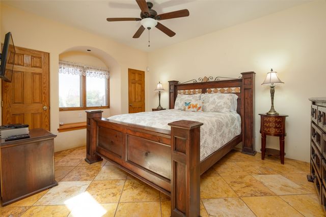 171 San Marcos Loop, Santa Fe, NM 87508