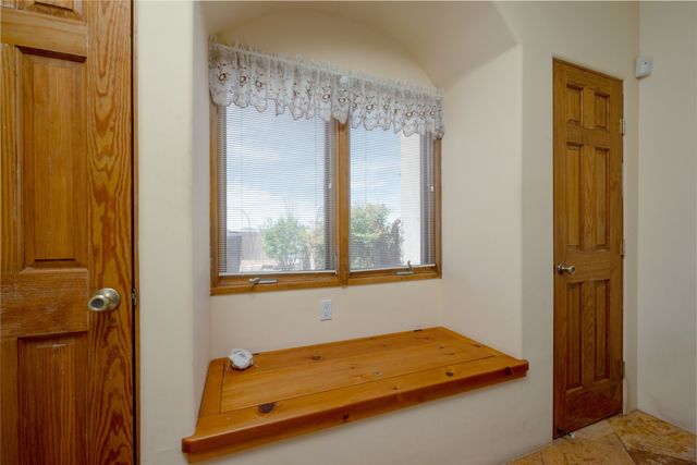 171 San Marcos Loop, Santa Fe, NM 87508