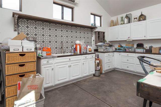 171 San Marcos Loop, Santa Fe, NM 87508