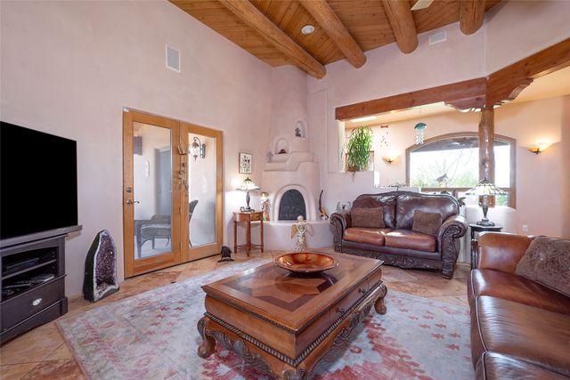 171 San Marcos Loop, Santa Fe, NM 87508