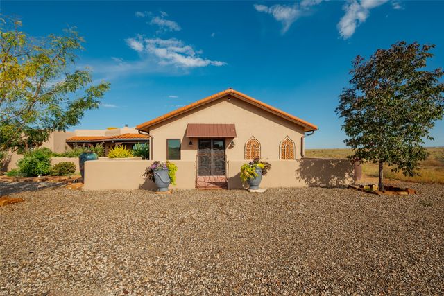 171 San Marcos Loop, Santa Fe, NM 87508