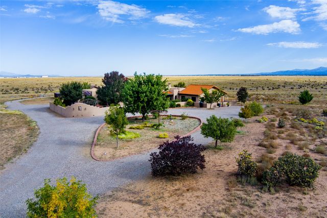 171 San Marcos Loop, Santa Fe, NM 87508