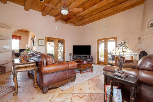 171 San Marcos Loop, Santa Fe, NM 87508