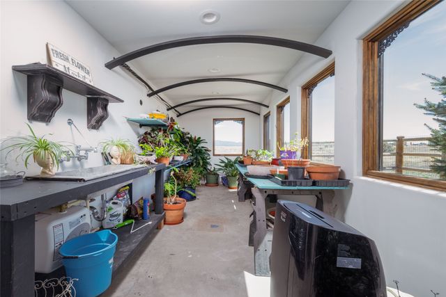 171 San Marcos Loop, Santa Fe, NM 87508