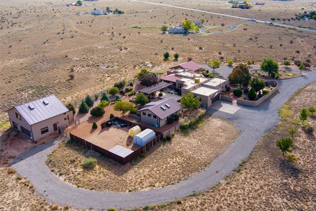 171 San Marcos Loop, Santa Fe, NM 87508
