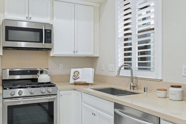 225 Houret Drive, Milpitas, CA 95035