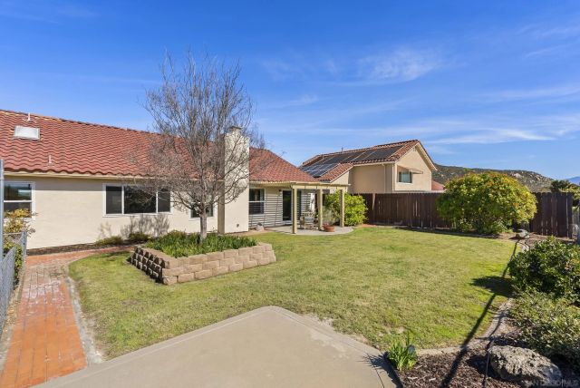 10811 Susie Place, Santee, CA 92071