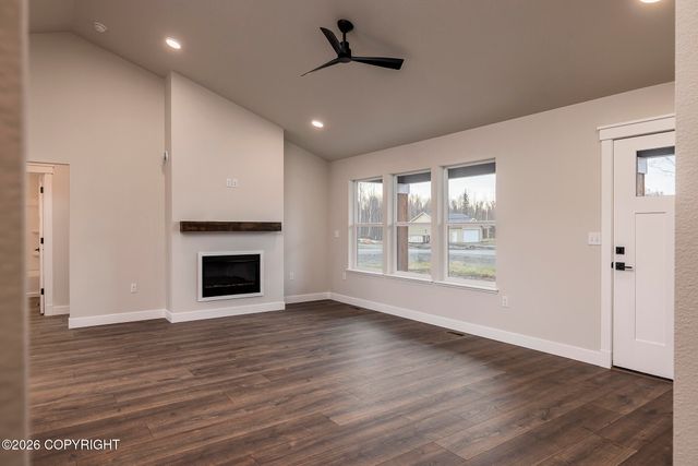 10571 E Heartland Loop, Palmer, AK 99645