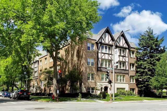 530 Washington Boulevard 3W, Oak Park, IL 60302