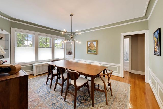 530 Washington Boulevard 3W, Oak Park, IL 60302