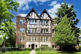 530 Washington Boulevard 3W, Oak Park, IL 60302