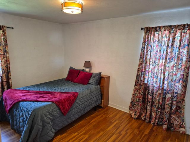 404 7th Ave SE, Oelwein, IA 50662