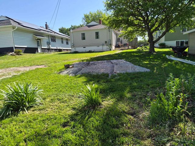 404 7th Ave SE, Oelwein, IA 50662