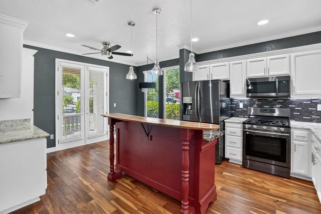 2365 Geary St, West Sacramento, CA 95691