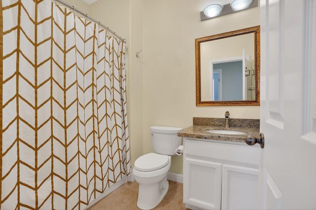 2365 Geary St, West Sacramento, CA 95691