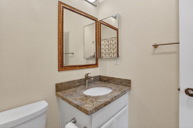 2365 Geary St, West Sacramento, CA 95691