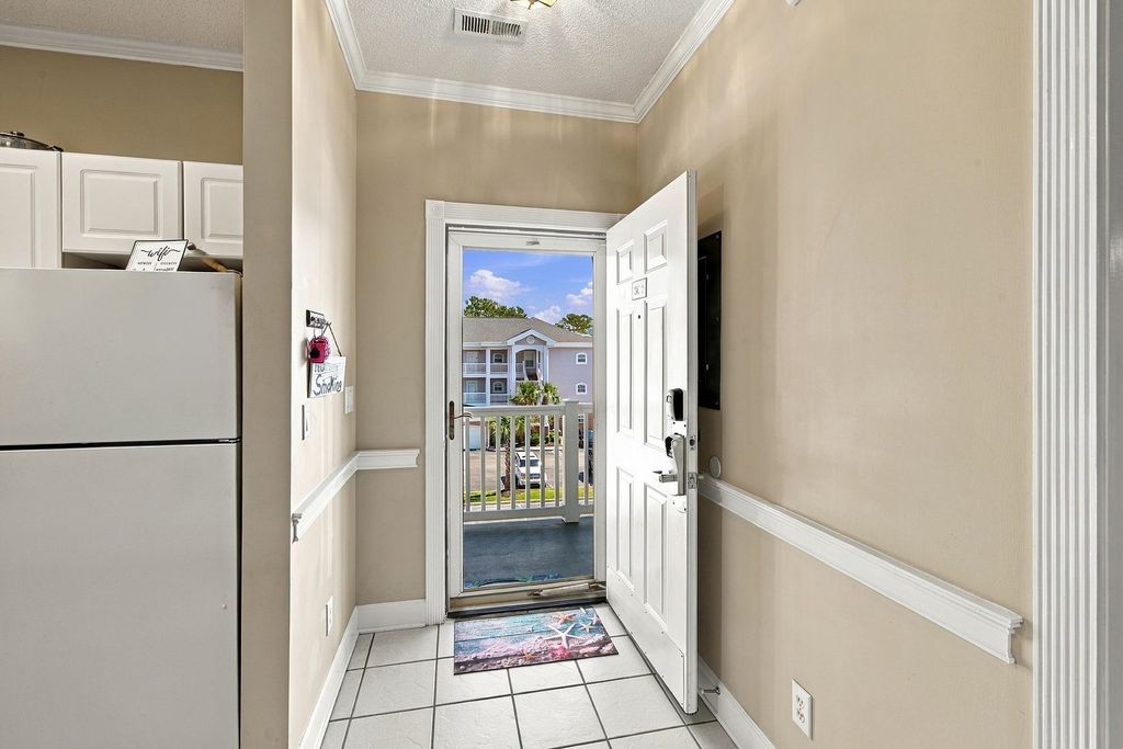 4879 Dahlia Ct Apt 304, Myrtle Beach, SC 29577 — photo 3