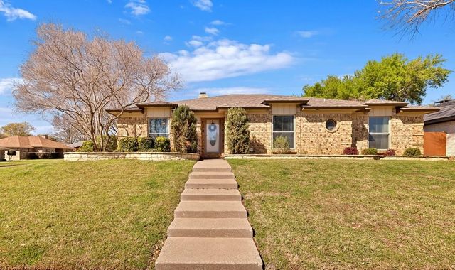 2701 Clearmeadow Court, Bedford, TX 76021