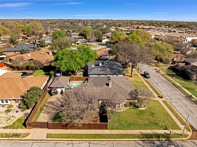 2701 Clearmeadow Court, Bedford, TX 76021