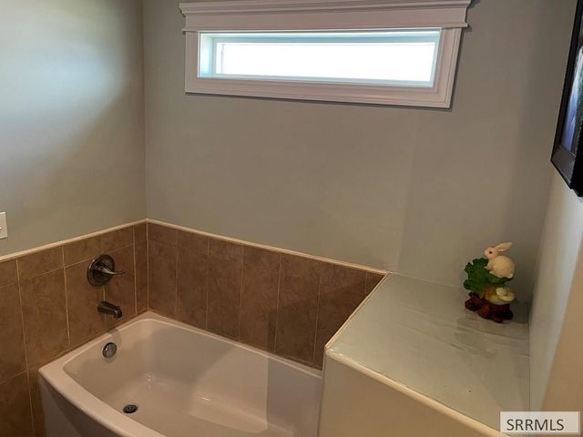 423 N 3836 E, Rigby, ID 83442