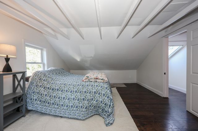 31 Grove Avenue, Salem, NH 03079
