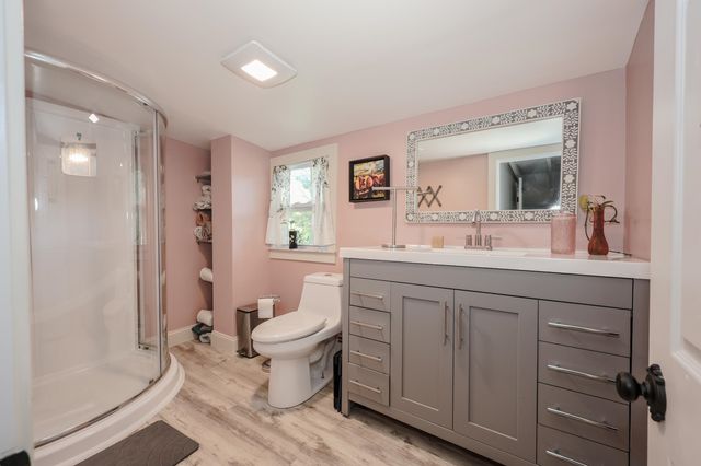 31 Grove Avenue, Salem, NH 03079