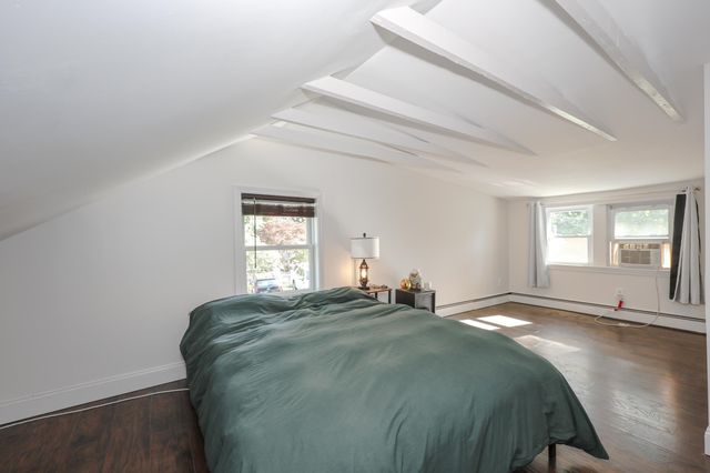 31 Grove Avenue, Salem, NH 03079