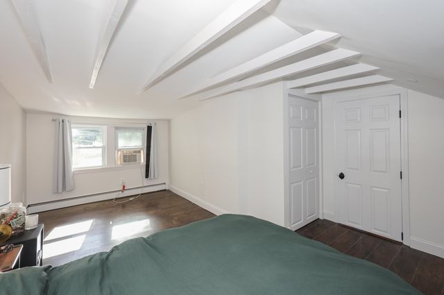 31 Grove Avenue, Salem, NH 03079