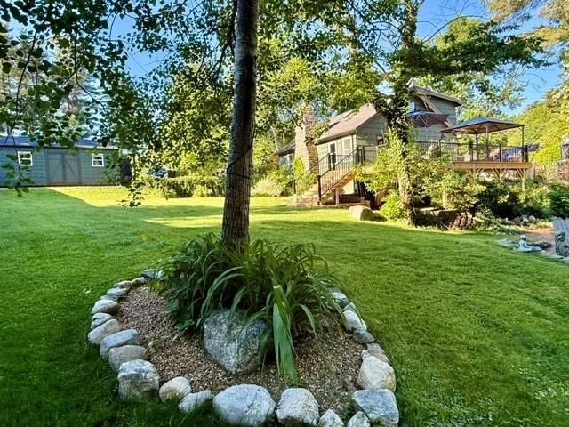 31 Grove Avenue, Salem, NH 03079