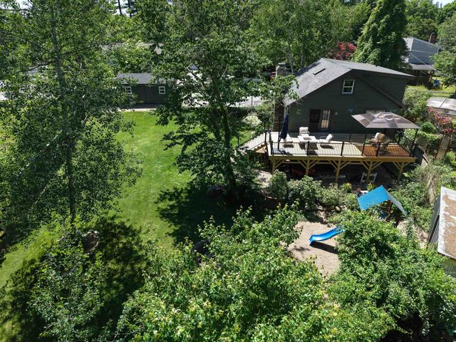 31 Grove Avenue, Salem, NH 03079