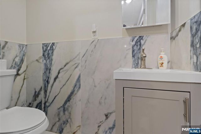 606 54th Street, West New York, NJ 07093