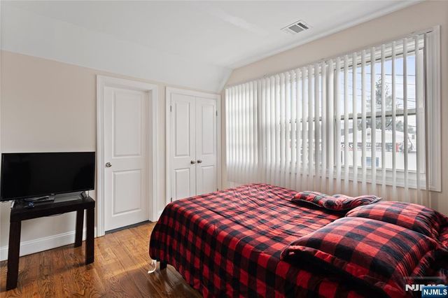 606 54th Street, West New York, NJ 07093