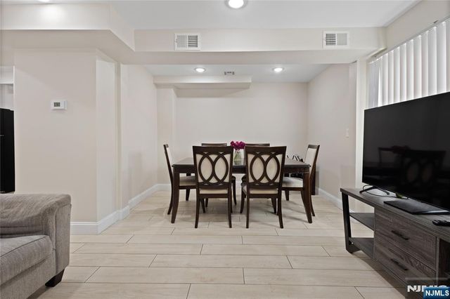 606 54th Street, West New York, NJ 07093