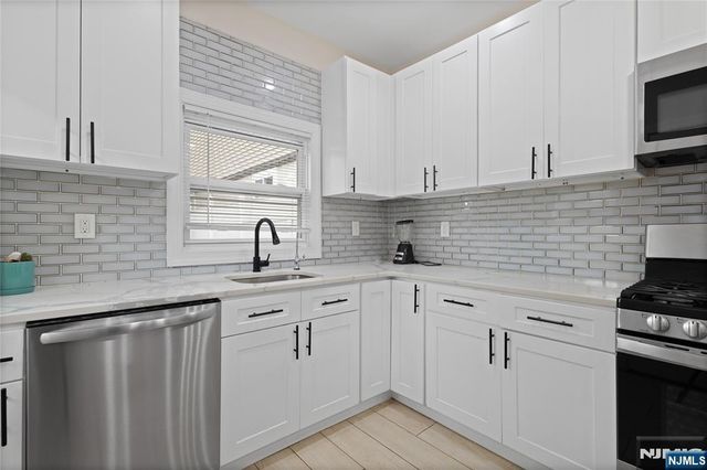 606 54th Street, West New York, NJ 07093