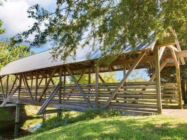 454 Lightning Bug Lane, Freeport, FL 32439