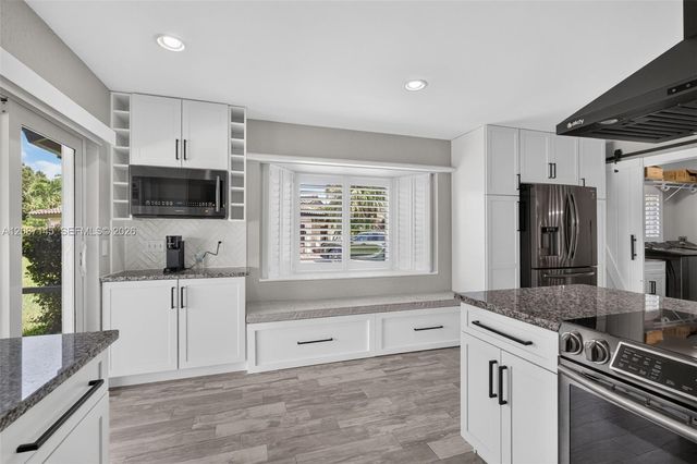 10885 SW 1st Court, Coral Springs, FL 33071