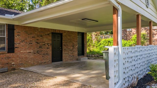 1205 Twin Lakes Drive, Little Rock, AR 72205
